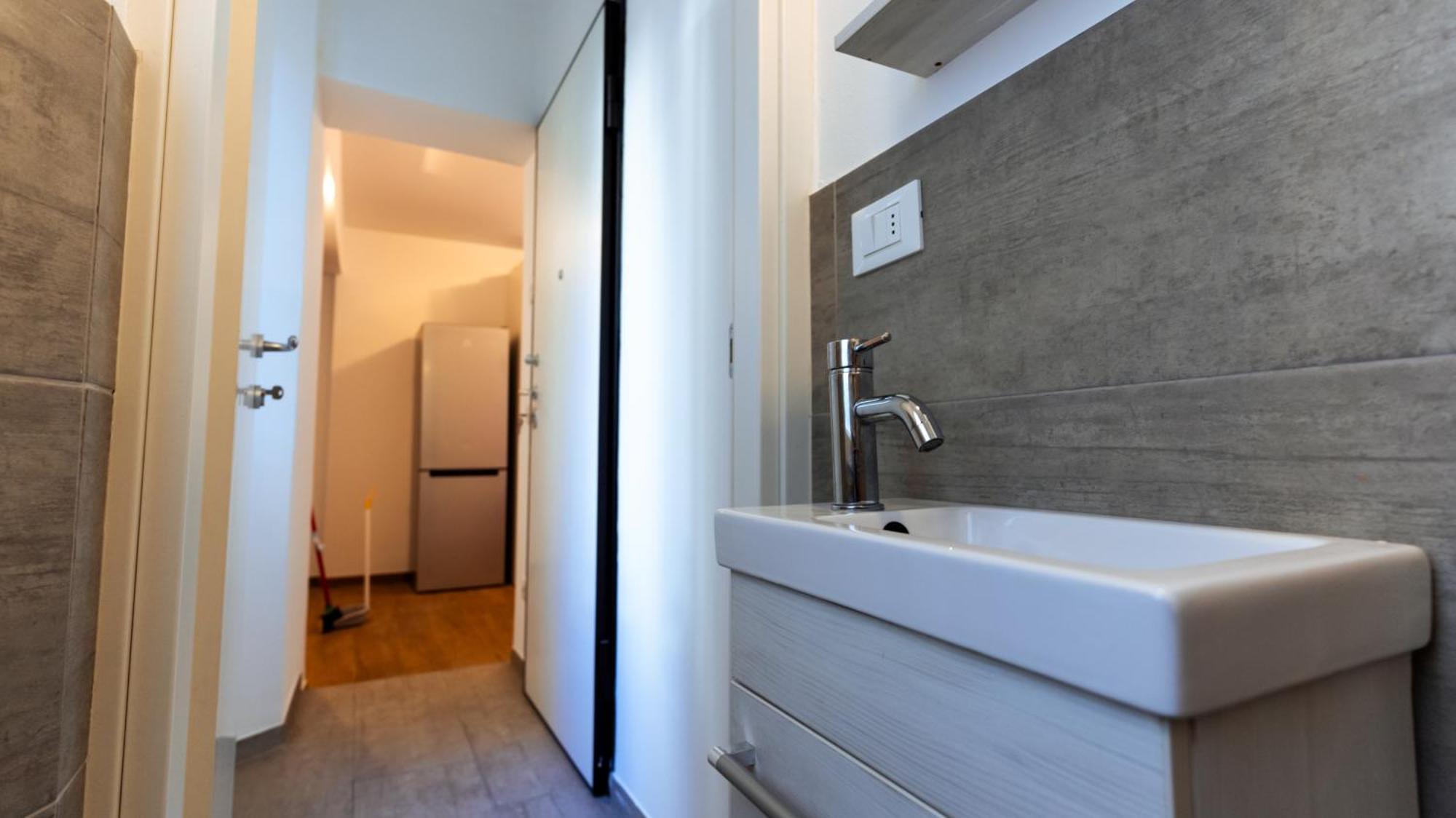 Exclusive Apartment - Magritte Style Lecco Zewnętrze zdjęcie